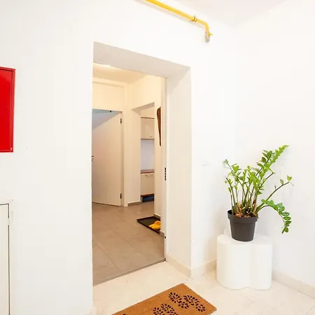 Apartment With A Parking Space - 18486